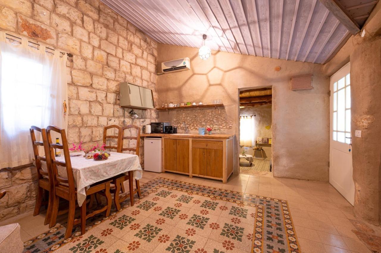 Hemdatya Stone Suites In The Galilee Ilaniya Kültér fotó